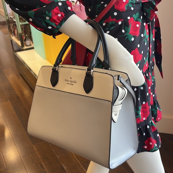 Kate Spade Madison Colorblock Saffiano Leather Medium Satchel
Platinum Grey
NWT - Picture 7 of 16